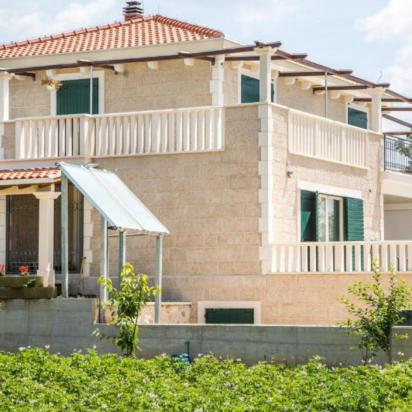 Villa Bosnić, Stone Villa Bosnić, Cista Provo, Croatia Cista Provo