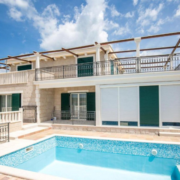 Villa Bosnić, Stone Villa Bosnić, Cista Provo, Croatia Cista Provo