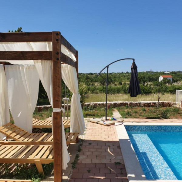Villa Bosnić, Stone Villa Bosnić, Cista Provo, Croatia Cista Provo